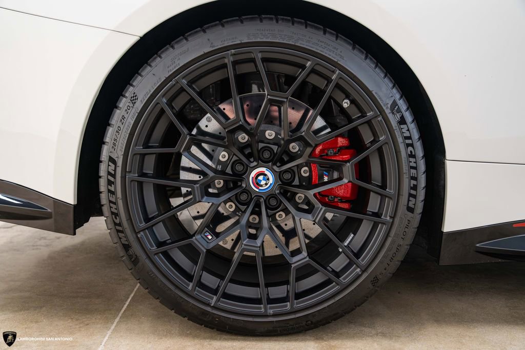 Used 2023 BMW M4 CSL image 8