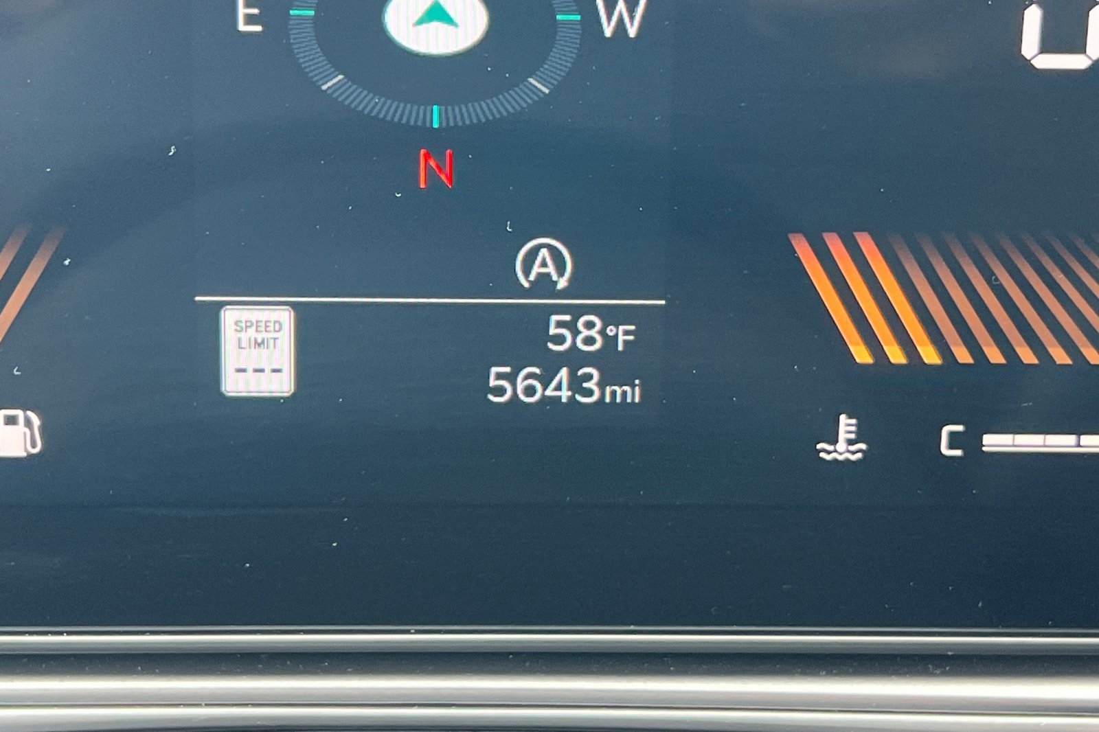 Certified 2025 Kia Sorento S image 43