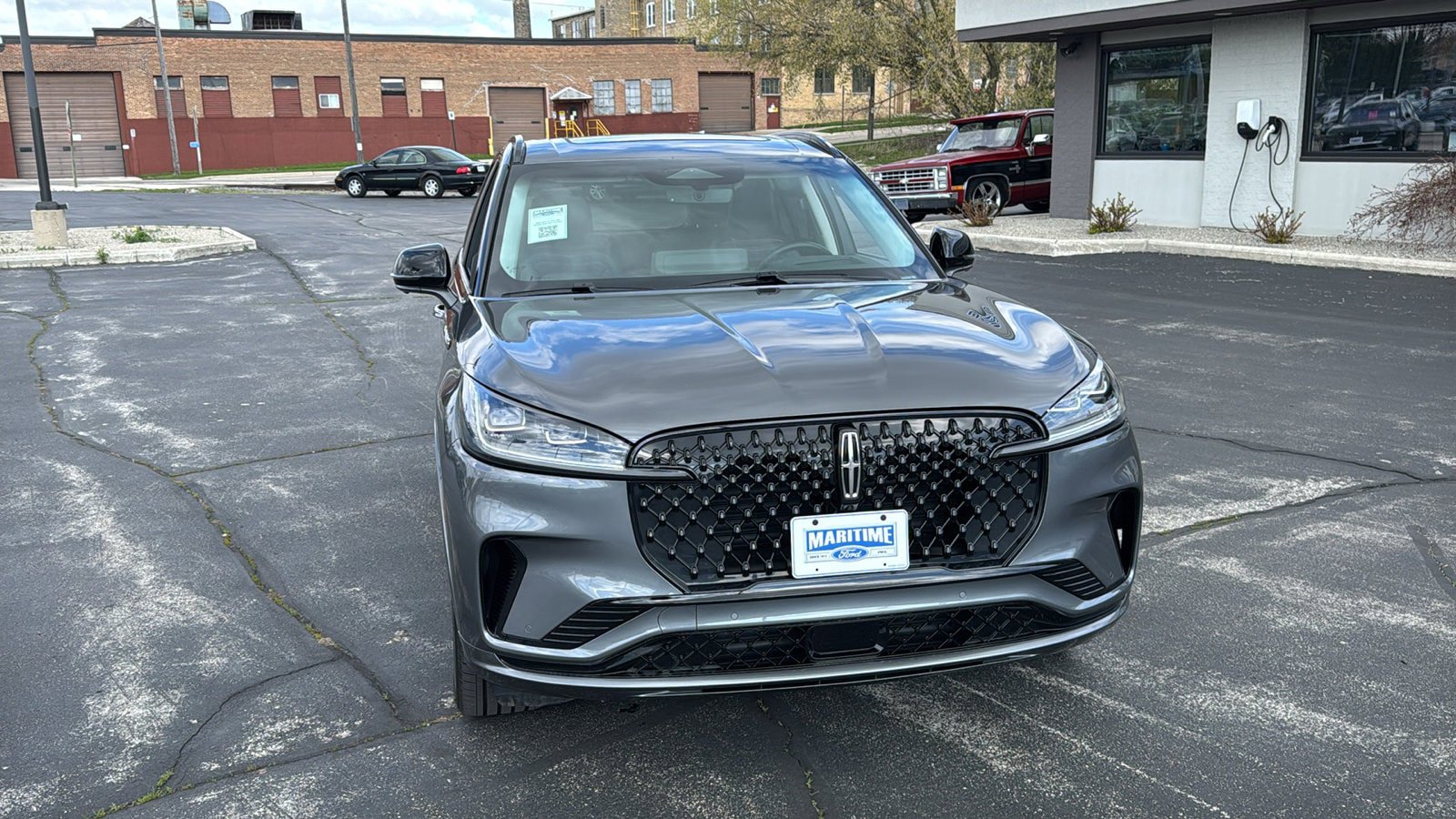 Used 2025 Lincoln Aviator Reserve w/ Jet Appearance Package AWD/4WD image 3