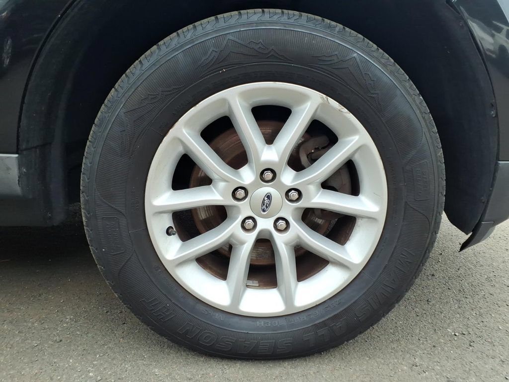 Used 2014 Ford Edge SE w/ Equipment Group 101A FWD image 19