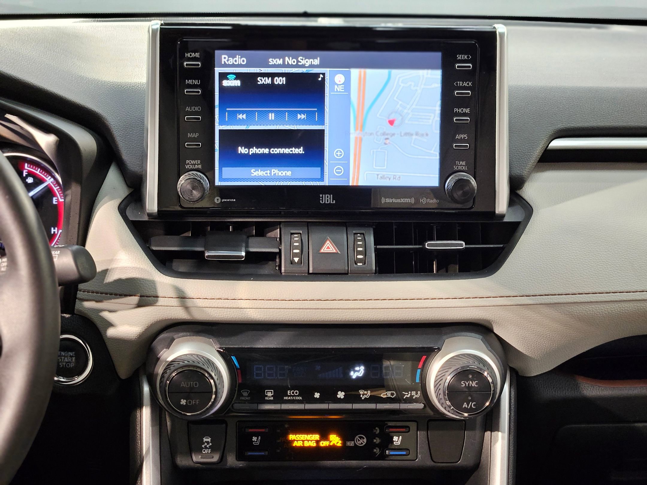 Used 2020 Toyota RAV4 Limited image 16