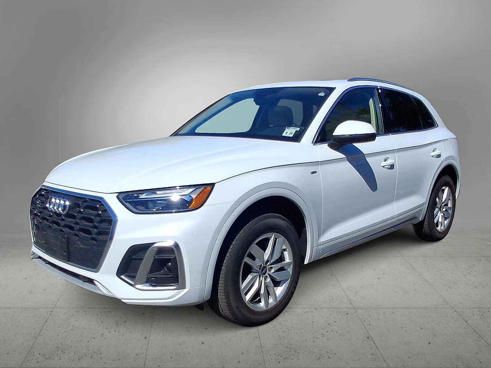 Used 2023 Audi Q5 2.0T Premium w/ Convenience Package AWD/4WD image 4