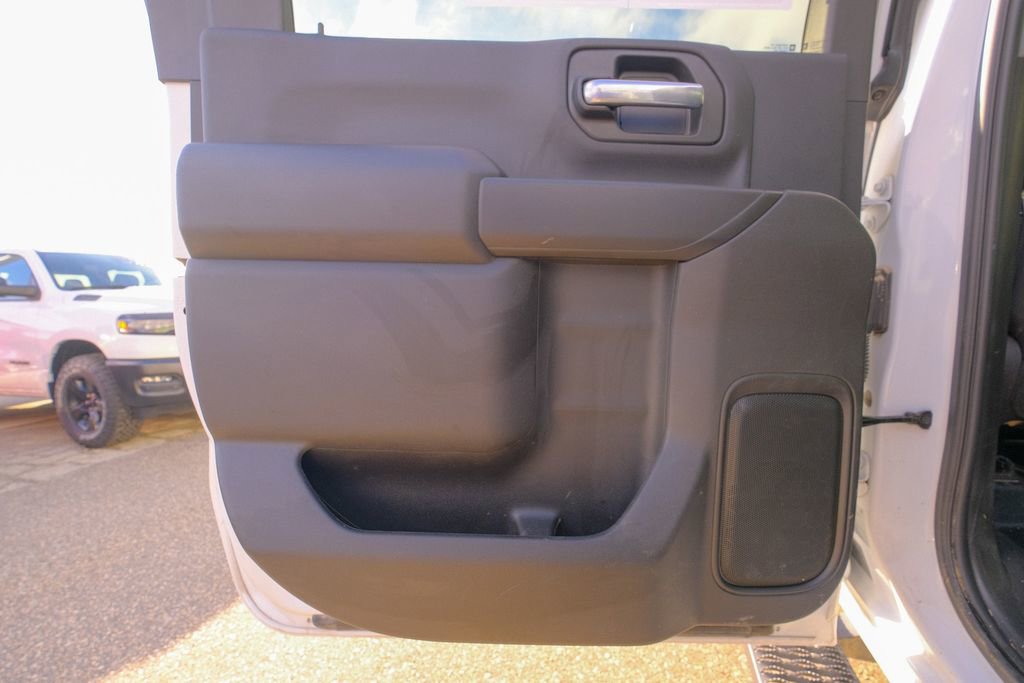 Used 2024 Chevrolet Silverado 3500 W/T image 28