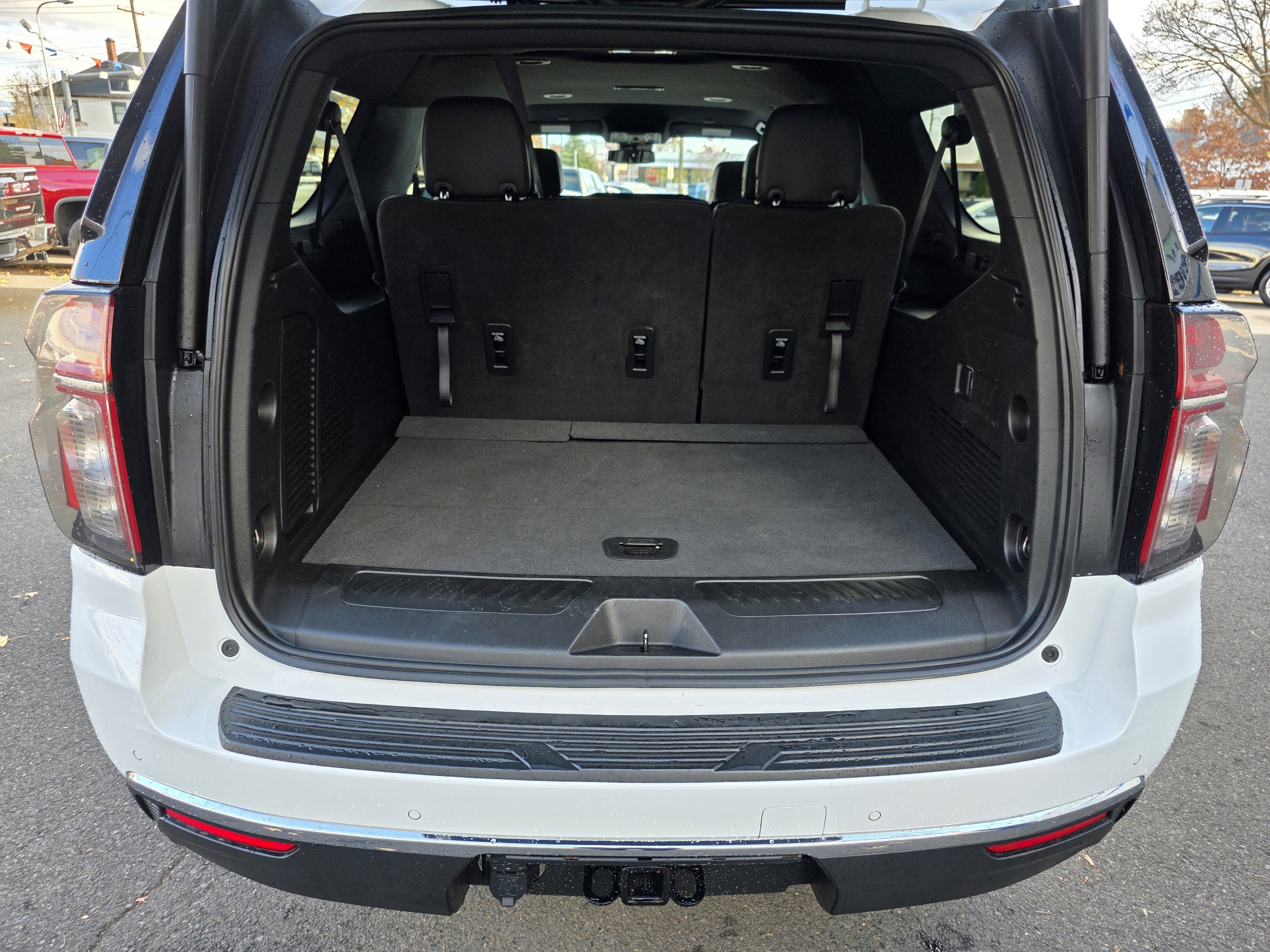 Used 2023 Chevrolet Suburban LT image 26