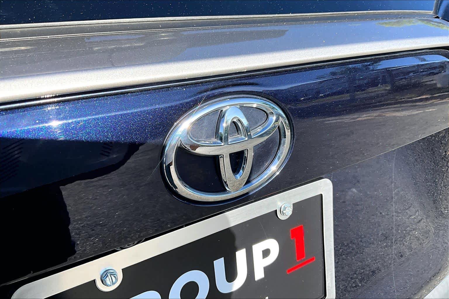 Used 2023 Toyota RAV4 Limited AWD/4WD image 61