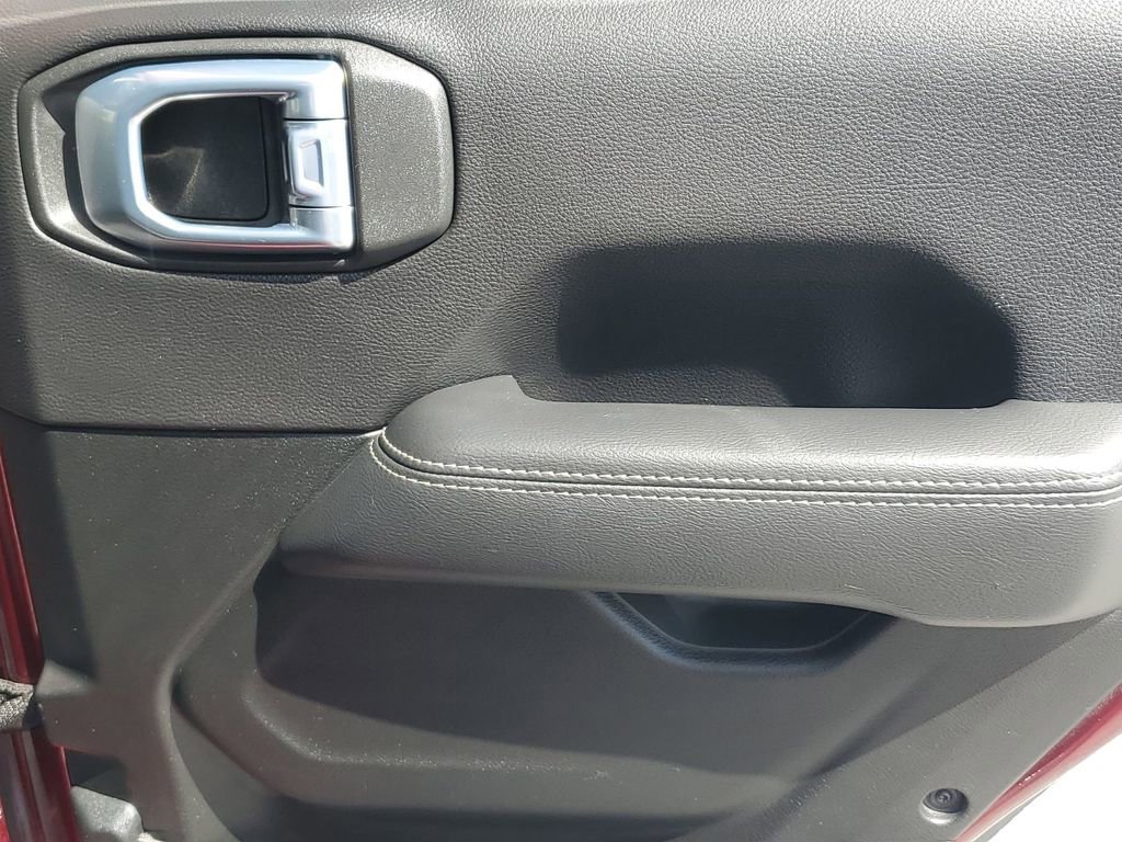 Used 2022 Jeep Wrangler Unlimited Sahara image 43