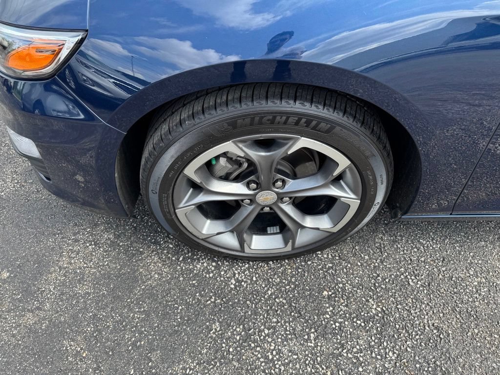 Used 2020 Chevrolet Malibu LT FWD image 27