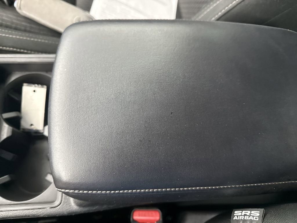 Used 2023 Mitsubishi Outlander ES AWD/4WD image 37