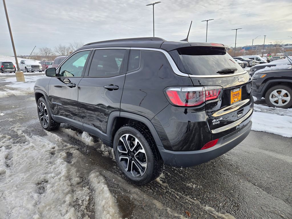 Used 2022 Jeep Compass Limited image 6