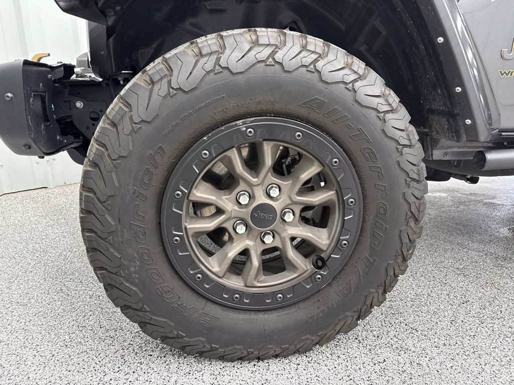 Used 2021 Jeep Wrangler Unlimited Rubicon w/ Trailer Tow Package AWD/4WD image 11