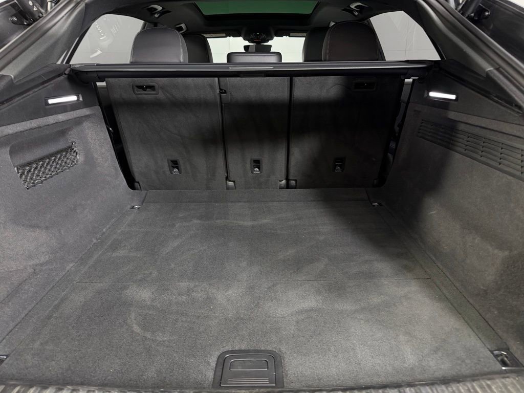 Used 2023 Audi Q8 Premium Plus w/ Premium Plus Package AWD/4WD image 30