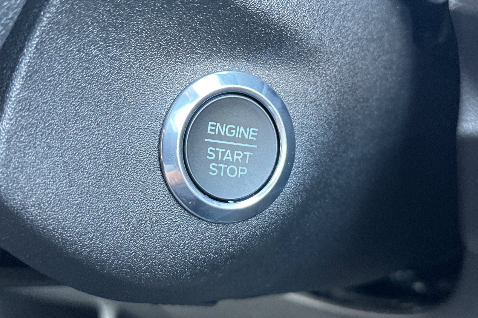 New 2026 Ford Transit 250 148 Medium Roof w/ Load Area Protection Package image 21