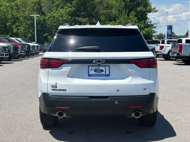 Used 2023 Chevrolet Traverse LT FWD image 4