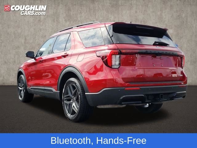 Used 2025 Ford Explorer ST-Line w/ Premium Package image 6