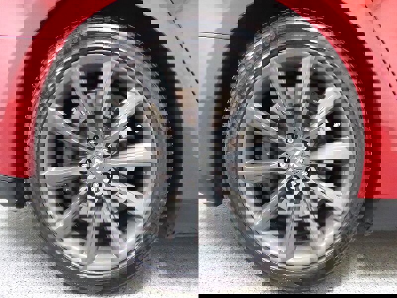 Used 2013 Tesla Model S Performance image 33