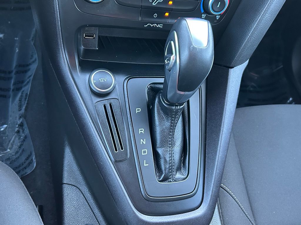 Used 2015 Ford Focus SE image 23