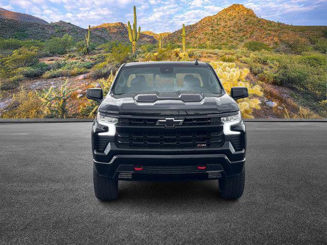 Used 2025 Chevrolet Silverado 1500 LT Trail Boss w/ Convenience Package II image 5
