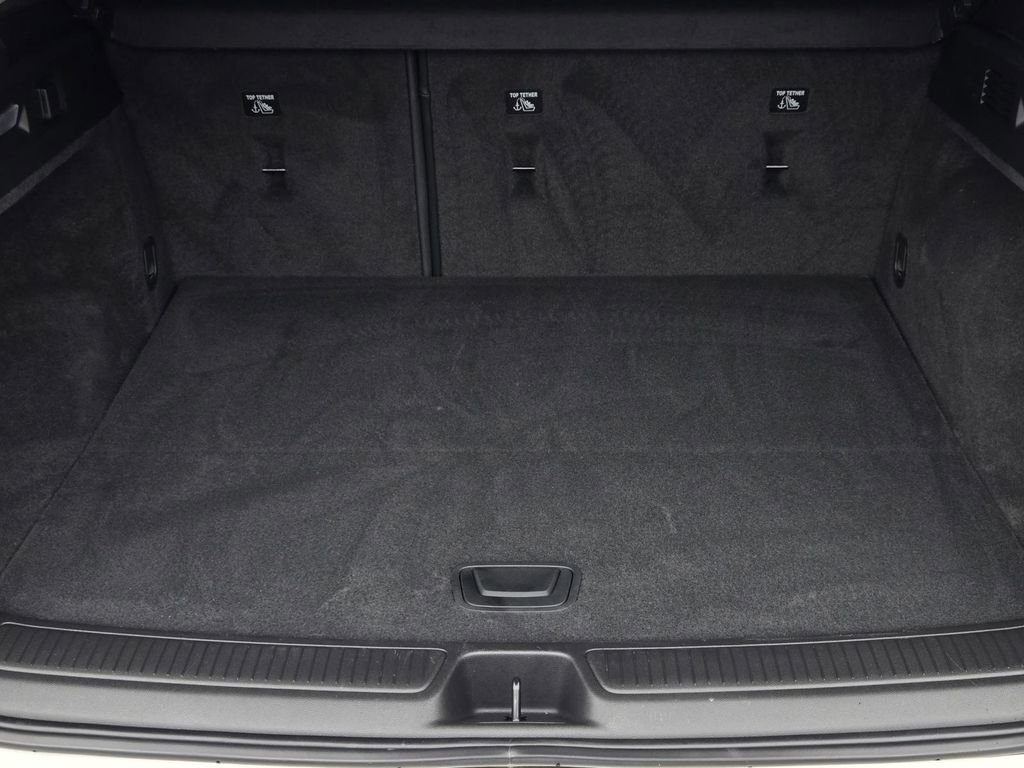 Used 2023 Buick Envision Essence w/ Sport Touring Package FWD image 9