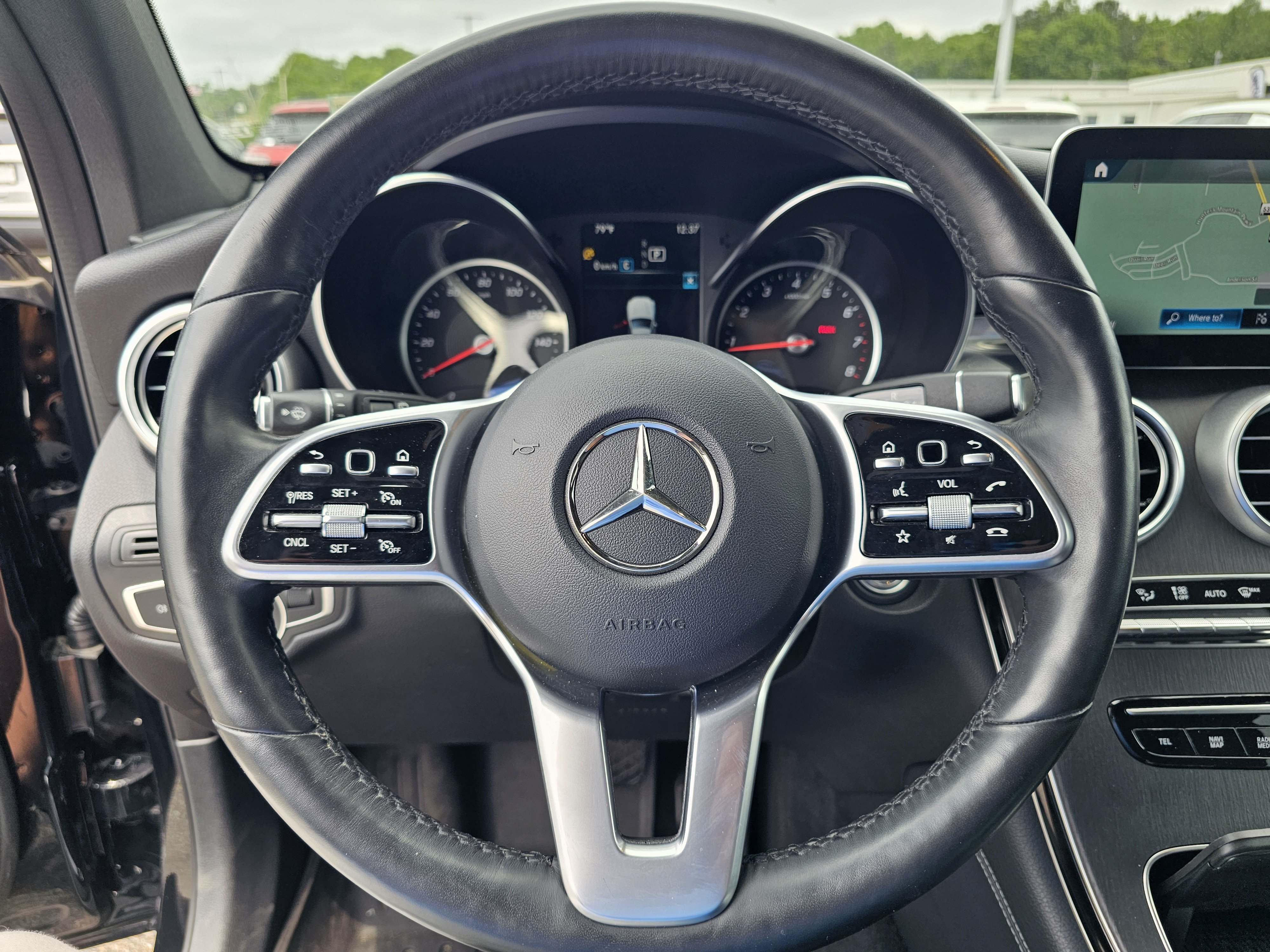 Used 2021 Mercedes-Benz GLC 300 4MATIC image 20
