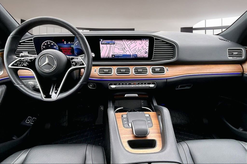 Certified 2025 Mercedes-Benz GLE 450e 4MATIC image 16