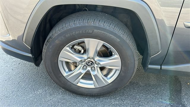 Used 2024 Toyota RAV4 XLE w/ Convenience Package AWD/4WD image 8