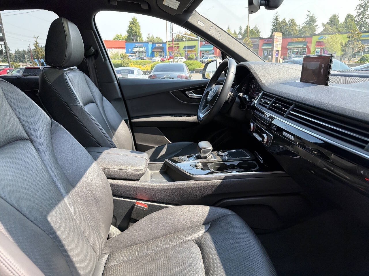 Used 2018 Audi Q7 3.0T Prestige AWD/4WD image 18
