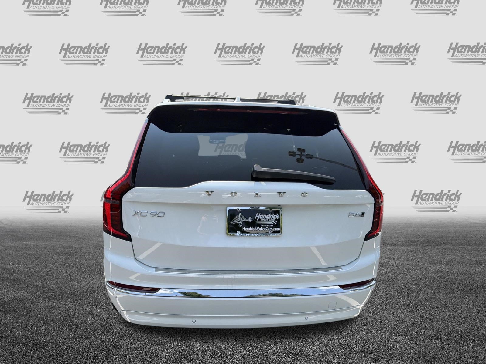 Certified 2026 Volvo XC90 B6 Plus w/ Protection Package Premier AWD/4WD image 9