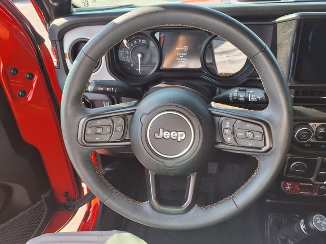 Used 2024 Jeep Wrangler Unlimited AWD/4WD image 10