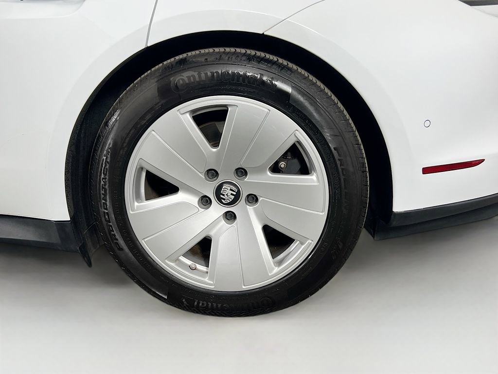 Certified 2022 Porsche Taycan image 33