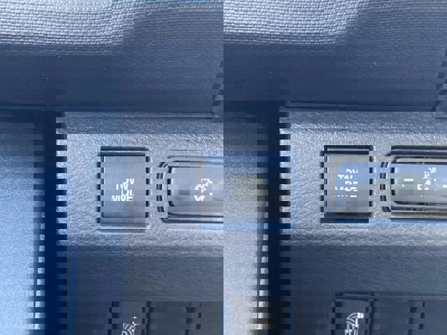 Used 2023 Nissan Frontier PRO-4X w/ Technology Package image 30