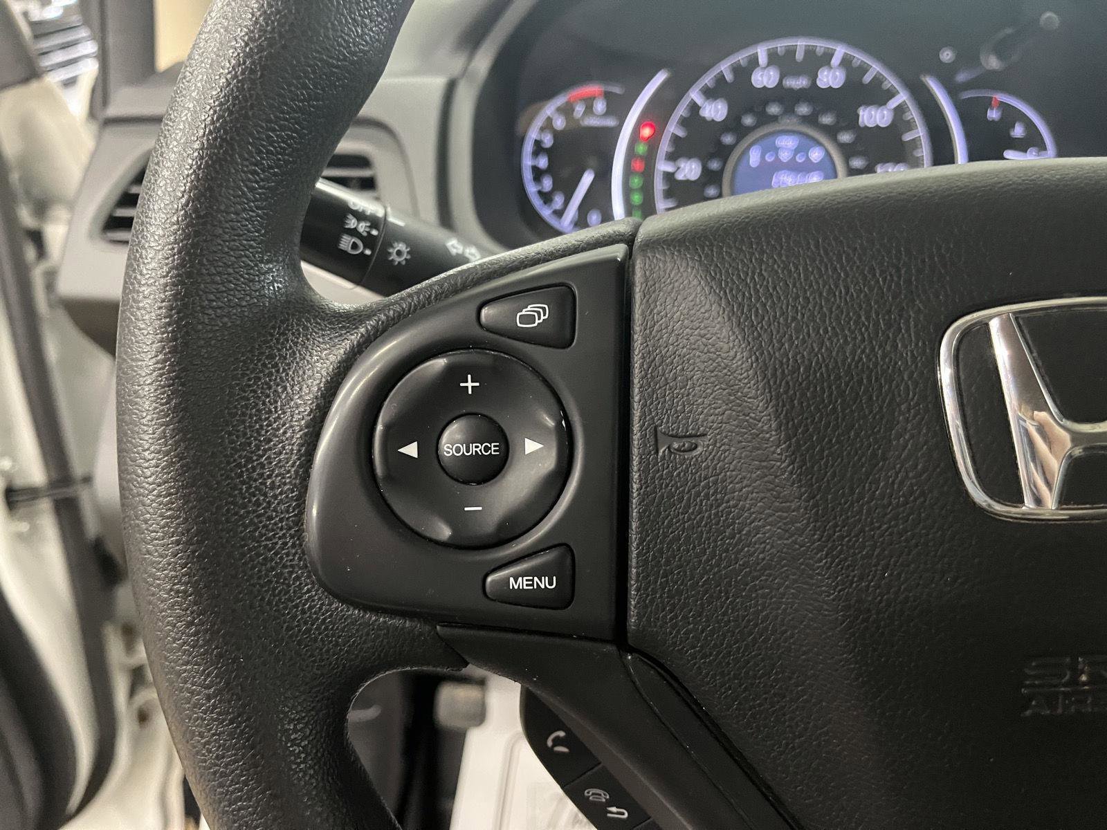 Used 2015 Honda CR-V LX image 17