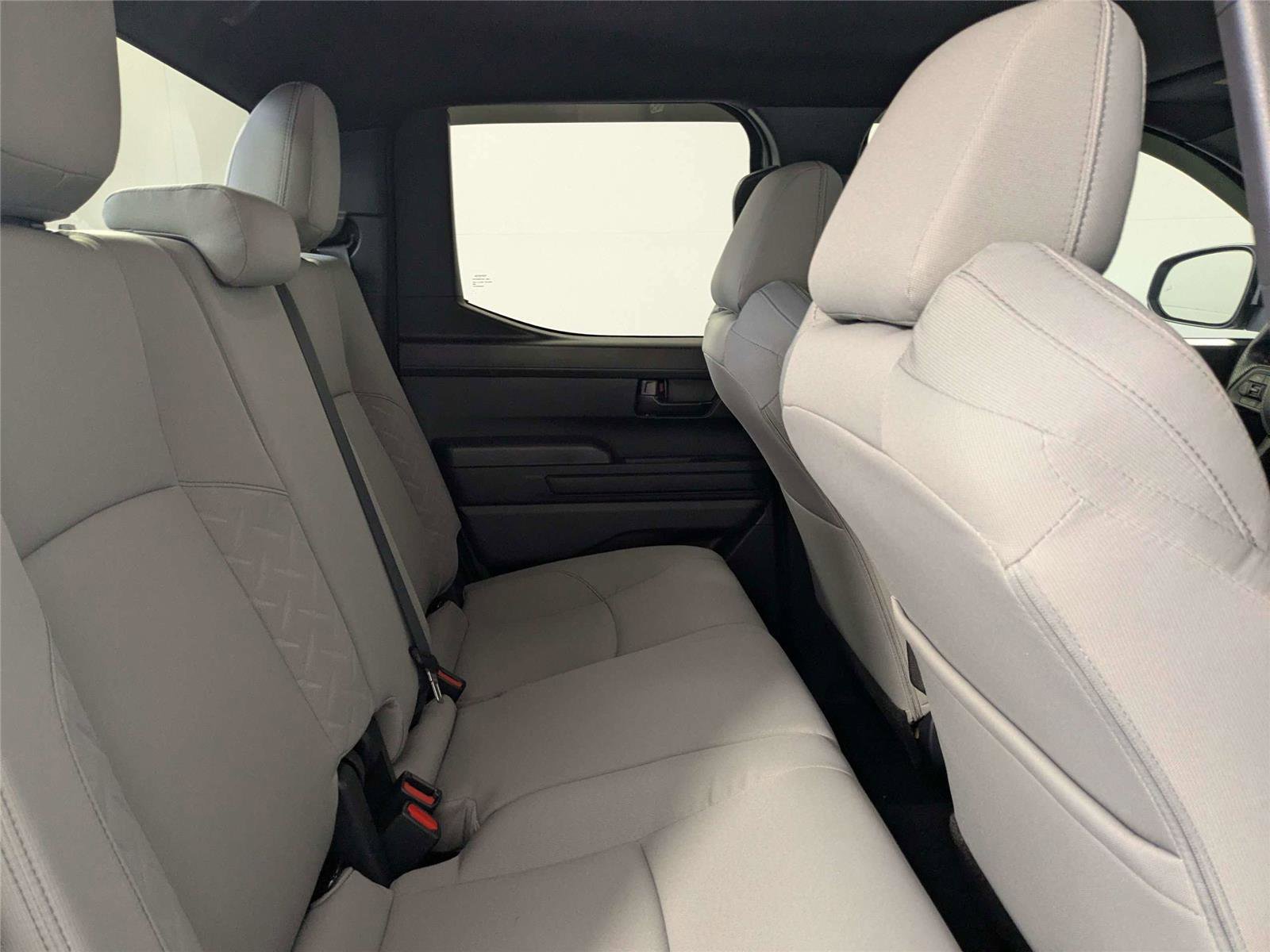Certified 2024 Toyota Tacoma SR5 AWD/4WD image 28