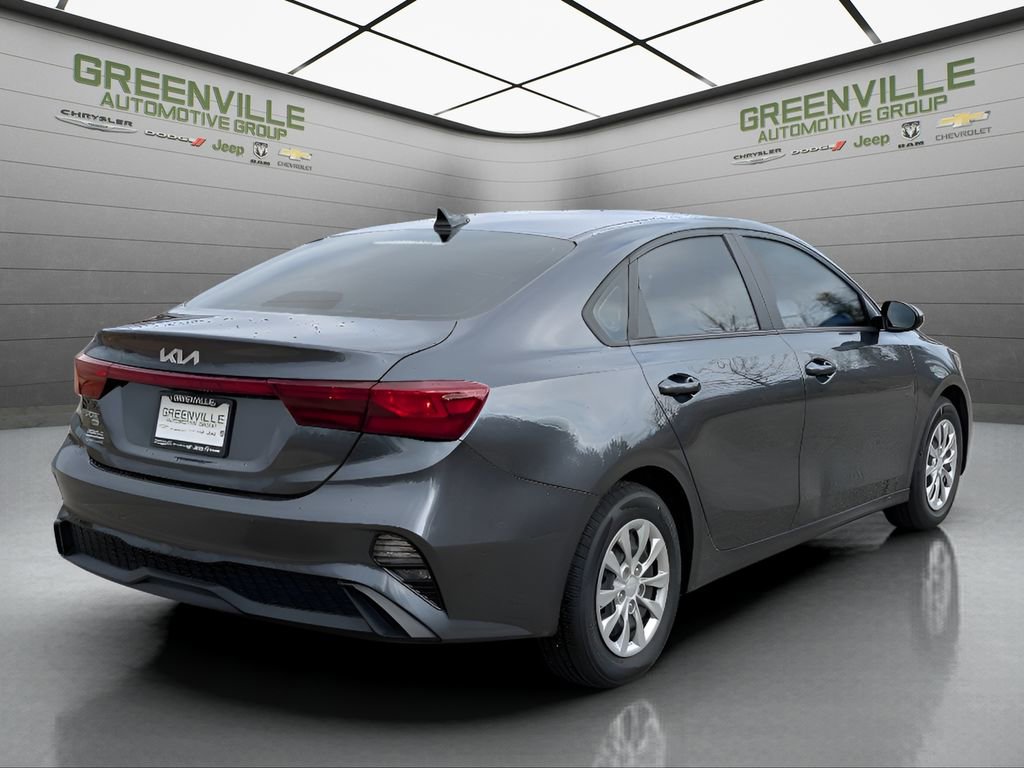 Used 2024 Kia Forte LX FWD image 7
