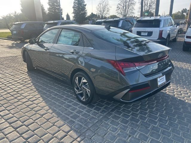 New 2026 Hyundai Elantra Limited image 3