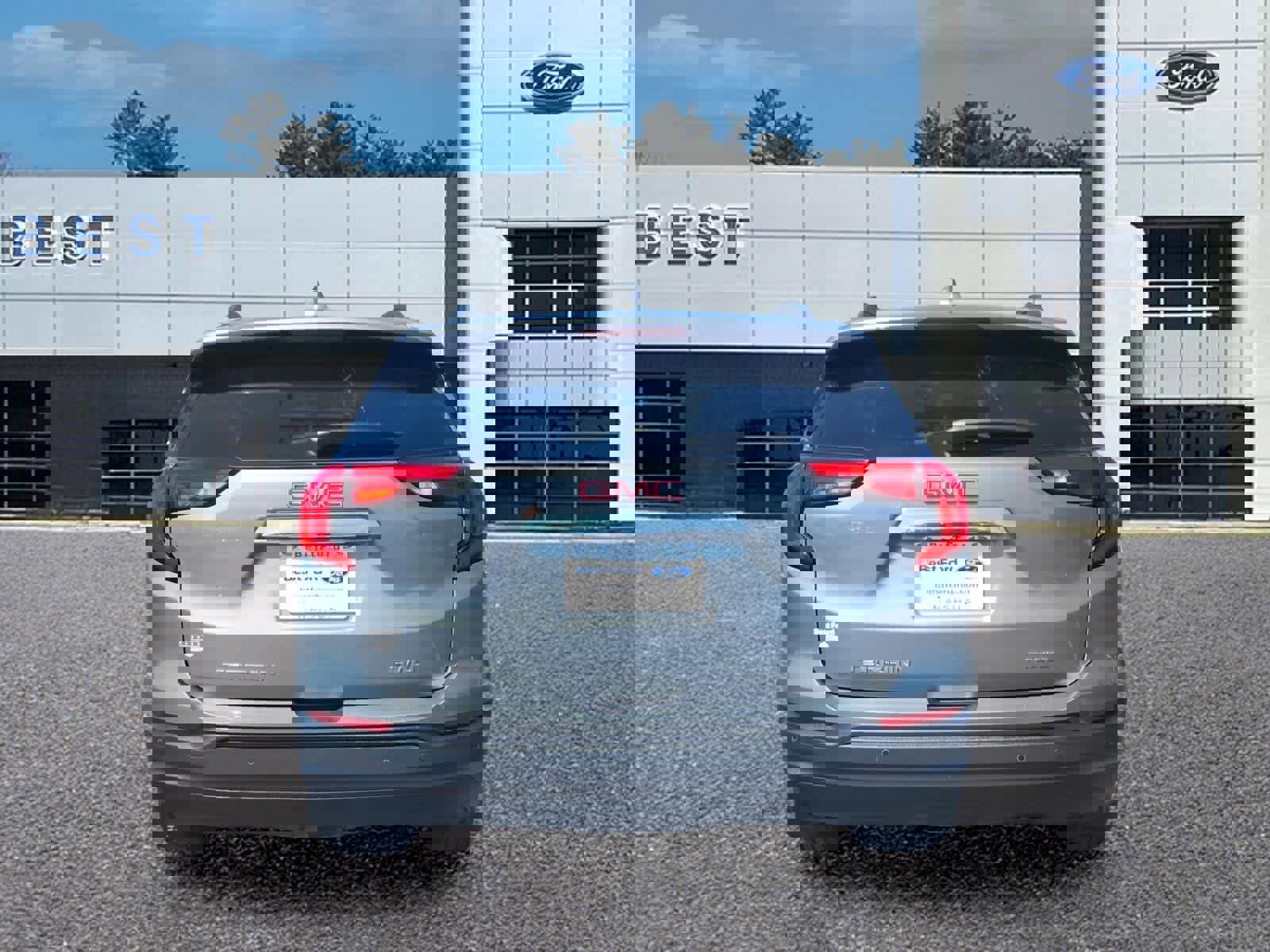 Used 2019 GMC Terrain SLE w/ Driver Convenience Package image 5