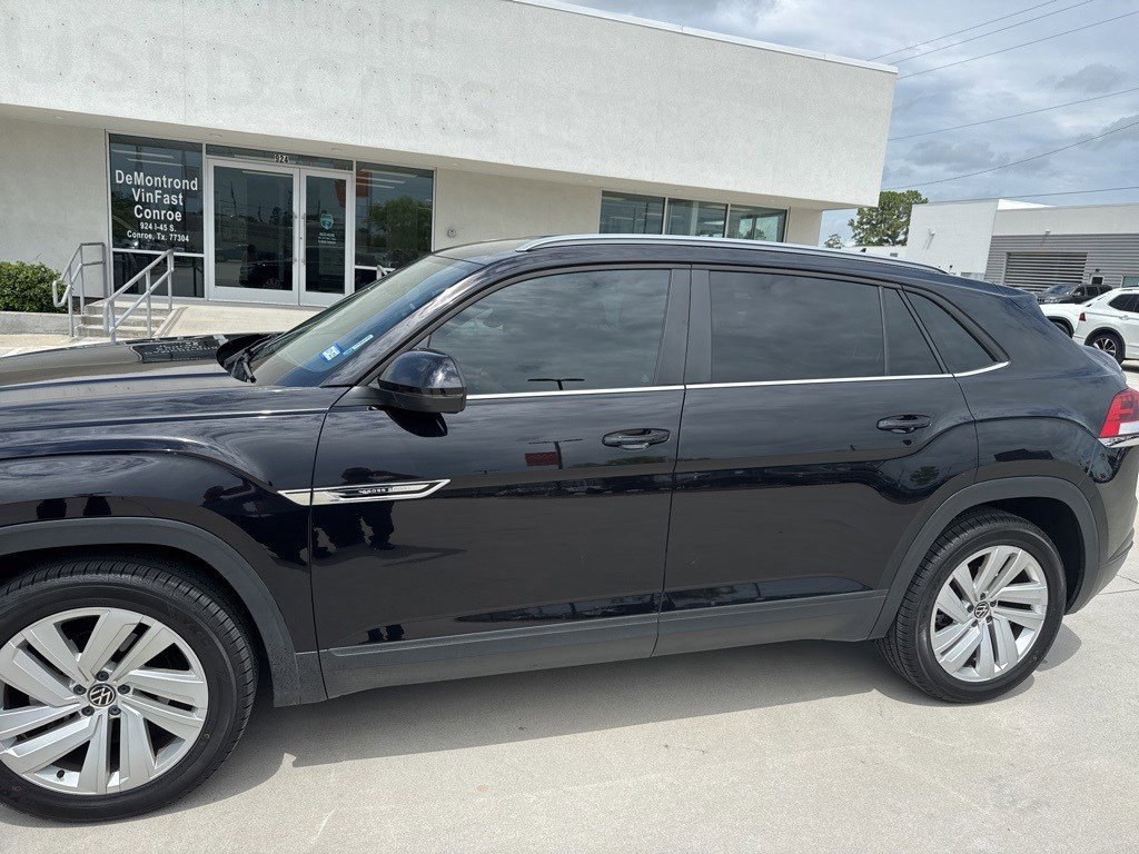 Used 2021 Volkswagen Atlas Cross Sport SE w/ V6 Towing Package