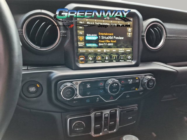 Used 2022 Jeep Wrangler Unlimited Sahara AWD/4WD image 18