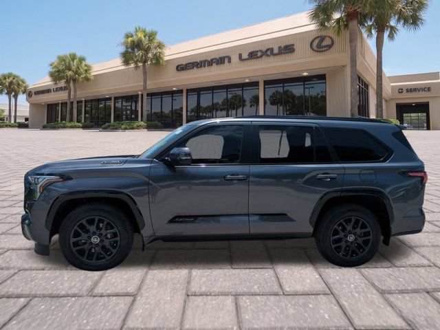 Used 2024 Toyota Sequoia Platinum AWD/4WD image 7