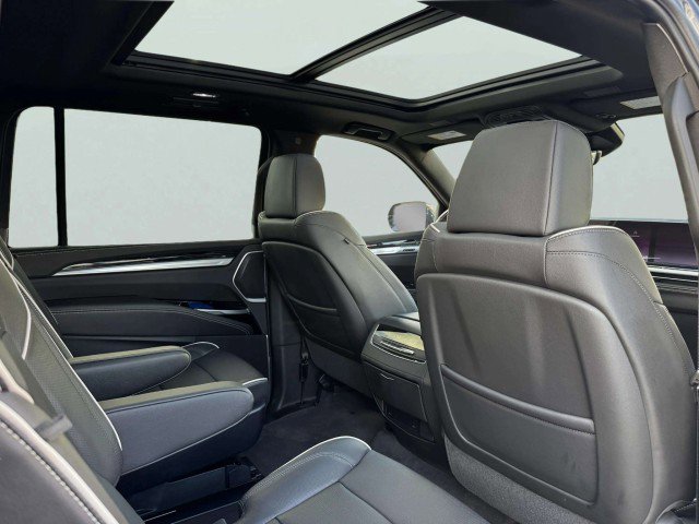 Used 2025 Cadillac Escalade ESV Sport w/ Touring Package image 48