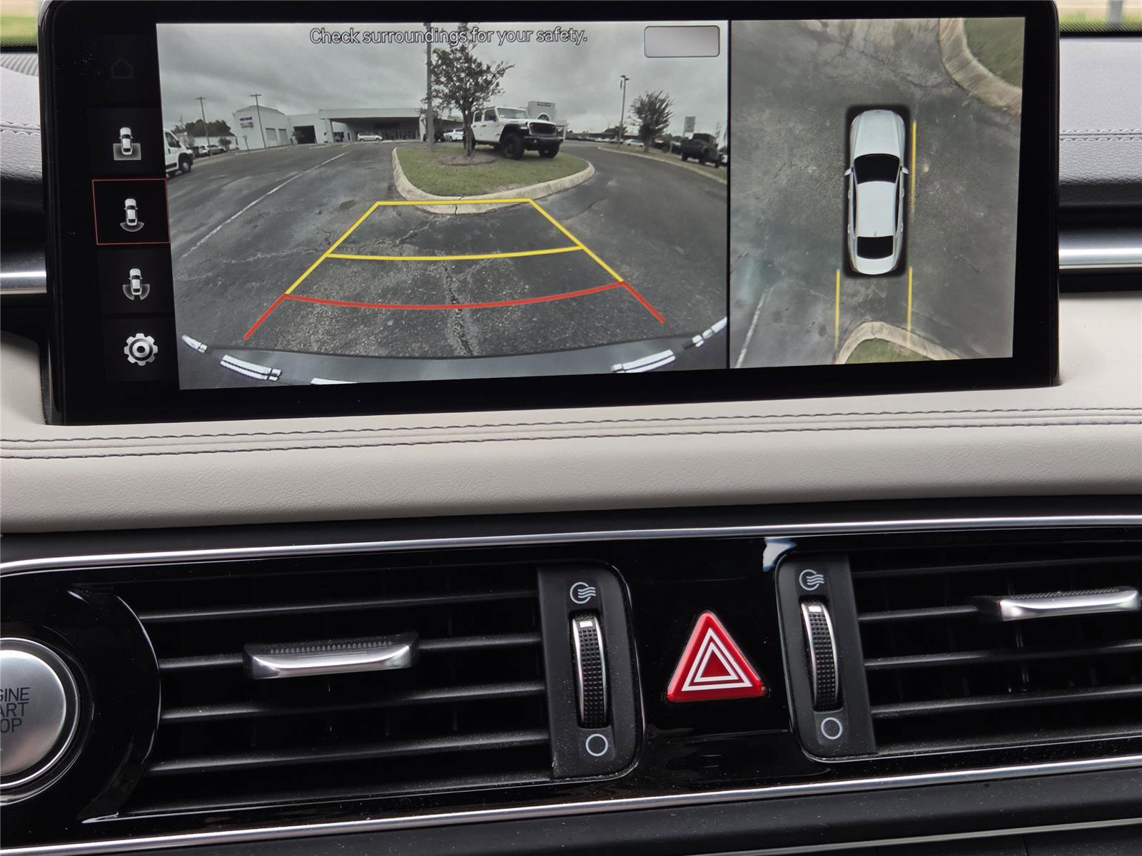 Used 2023 Genesis G70 3.3T w/ Sport Prestige Package RWD image 13