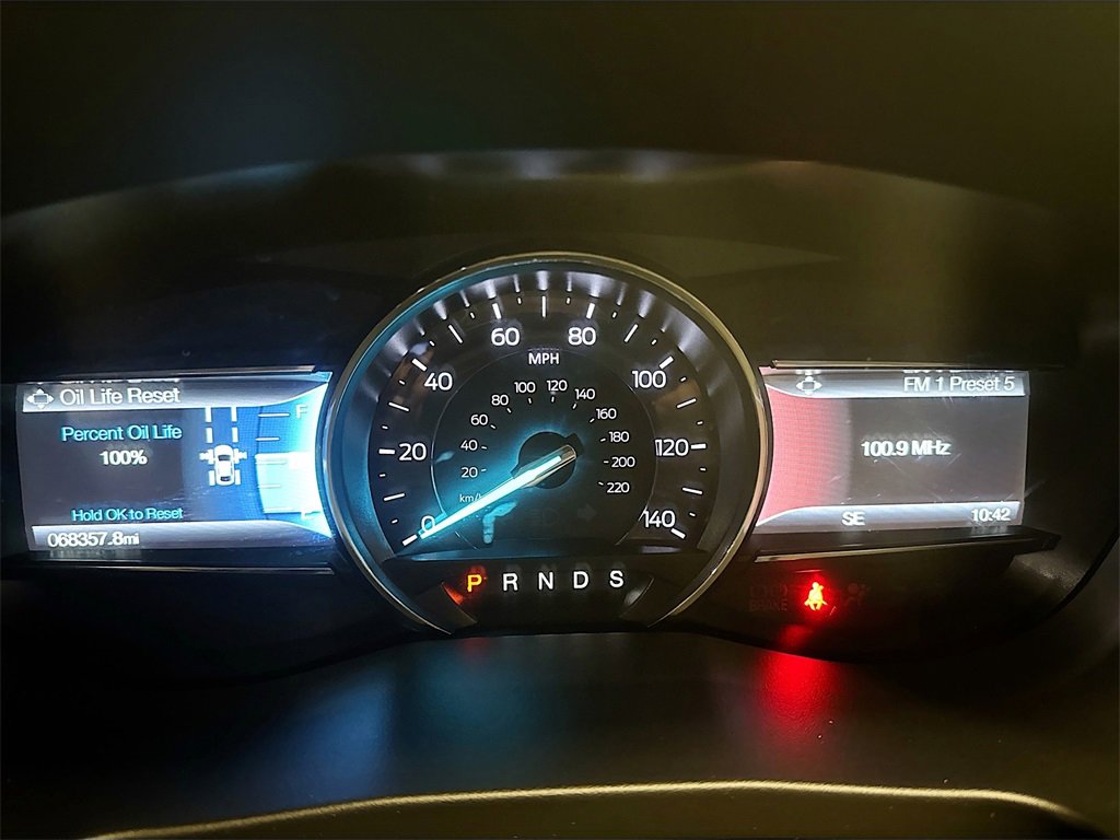 Used 2019 Ford Explorer Limited w/ Limited Luxury Package image 13