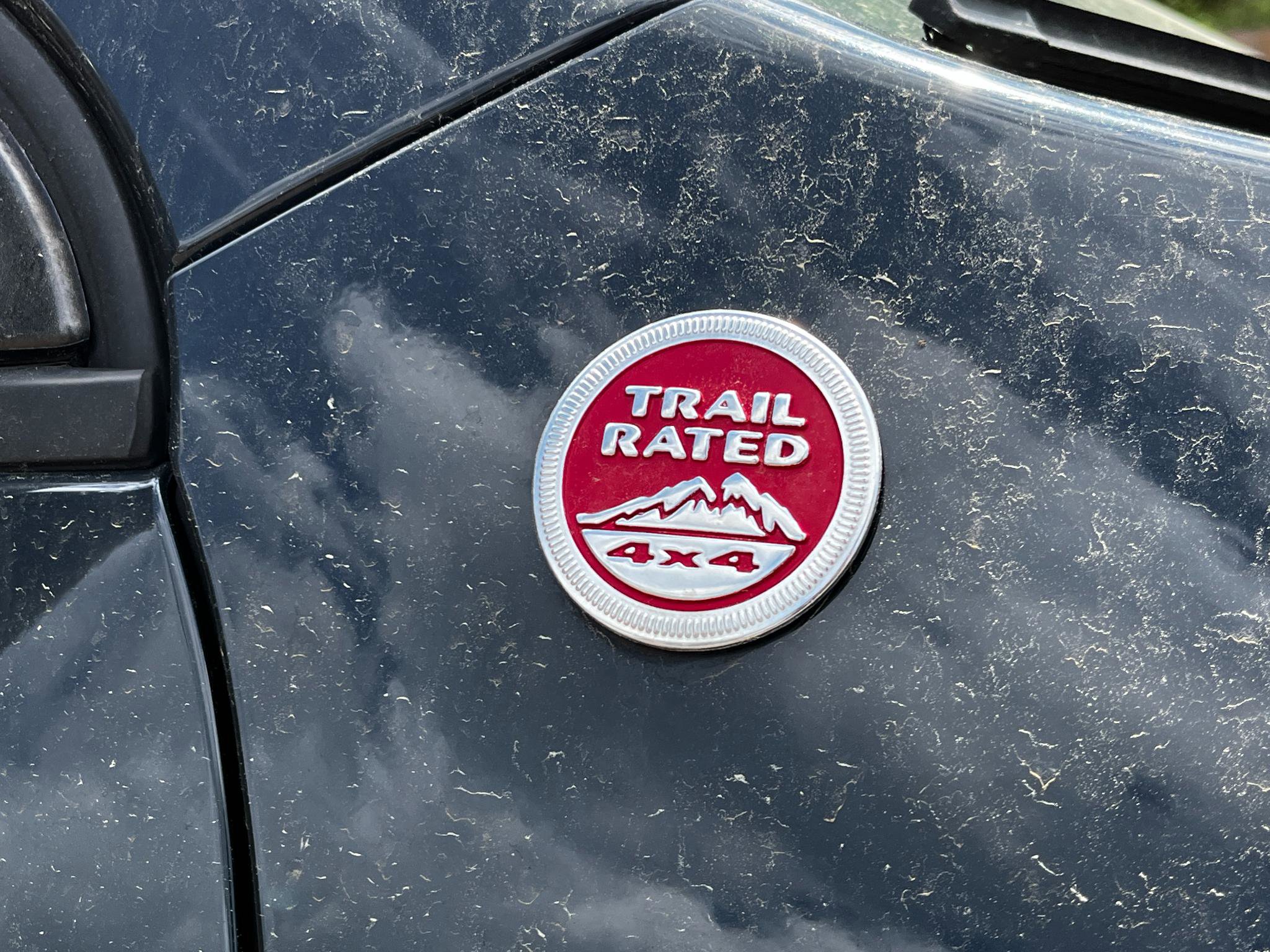 Used 2017 Jeep Cherokee Trailhawk w/ Comfort/Convenience Group image 14