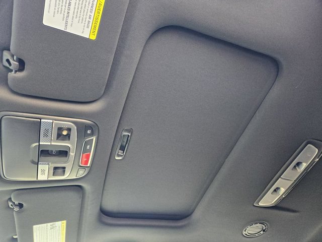 Certified 2025 Kia Telluride AWD image 17