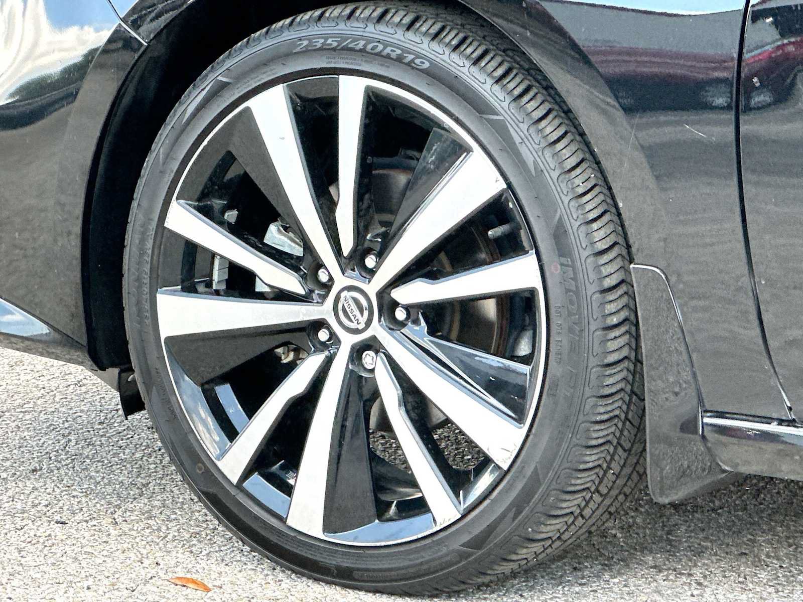 Used 2021 Nissan Altima 2.5 SR FWD image 11