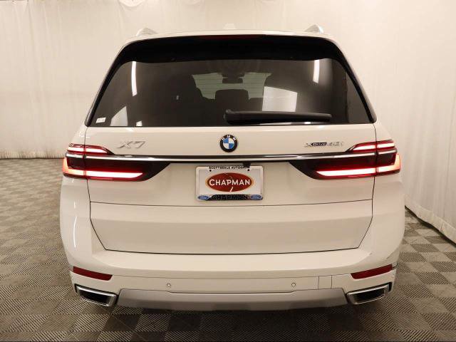 Used 2026 BMW X7 xDrive40i image 4
