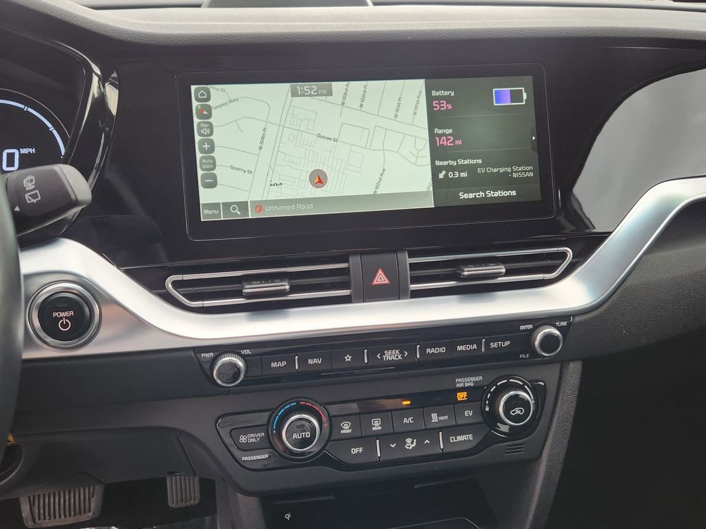 Certified 2022 Kia Niro EX Premium w/ Cold Weather Package FWD image 25