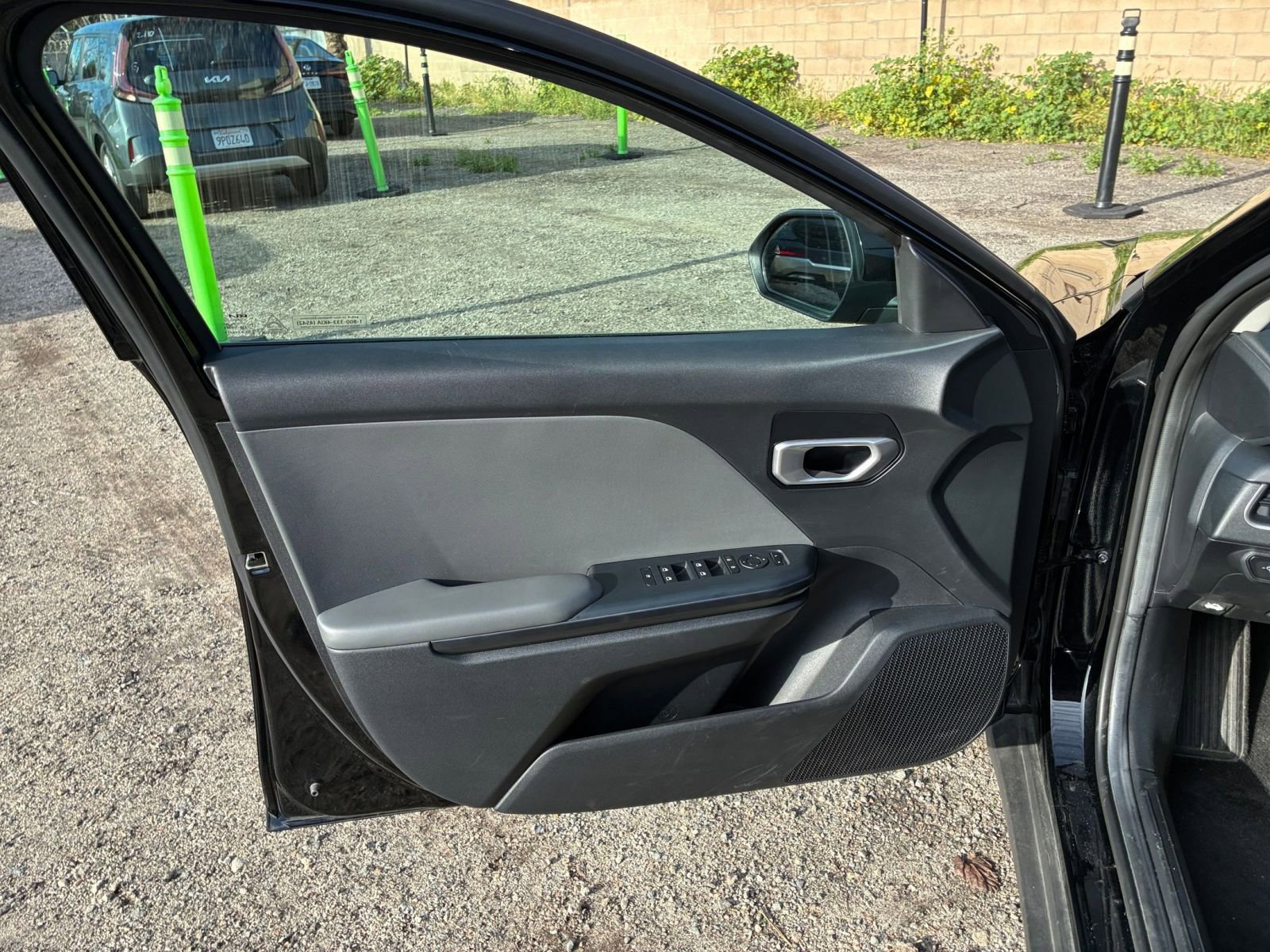 Used 2025 Kia K4 LXS image 18