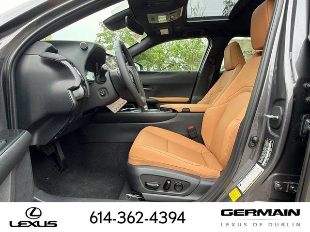 New 2026 Lexus UX 300h AWD image 17
