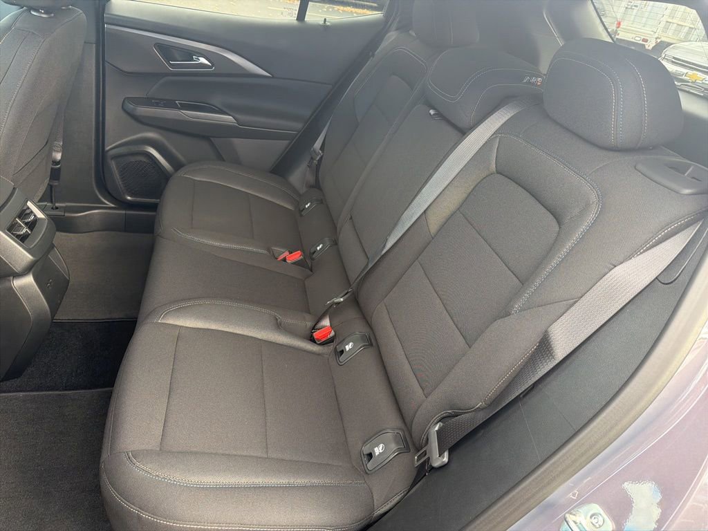 New 2026 Chevrolet Equinox EV LT image 28