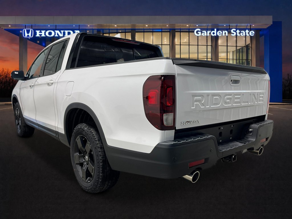 New 2026 Honda Ridgeline Black Edition image 3